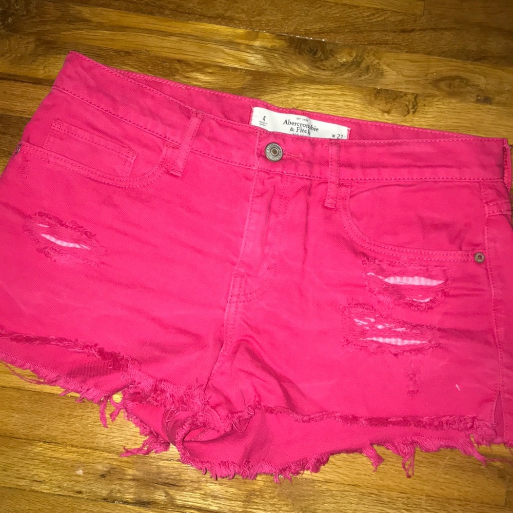 A&F cut off shorts
